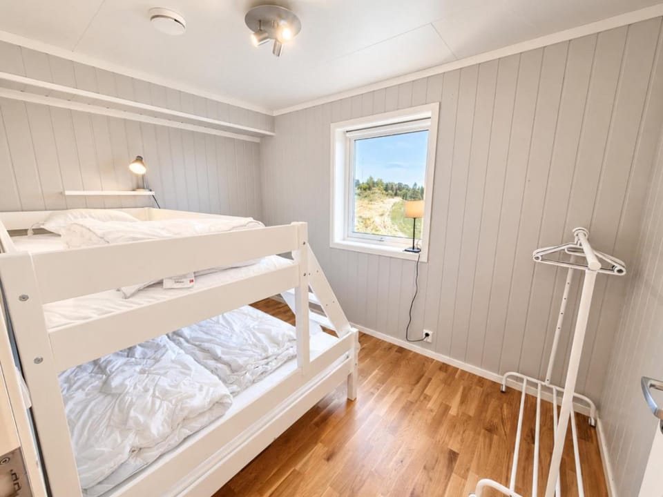 Bed, Bedroom, bunk bed, wardrobe