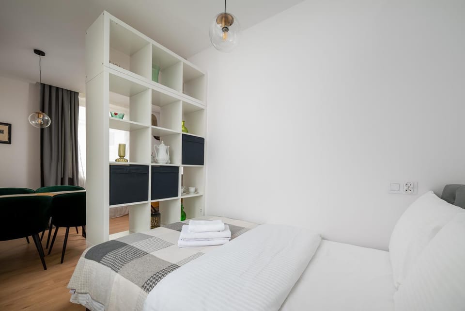 Living room, Photo of the whole room, Seating area, towels