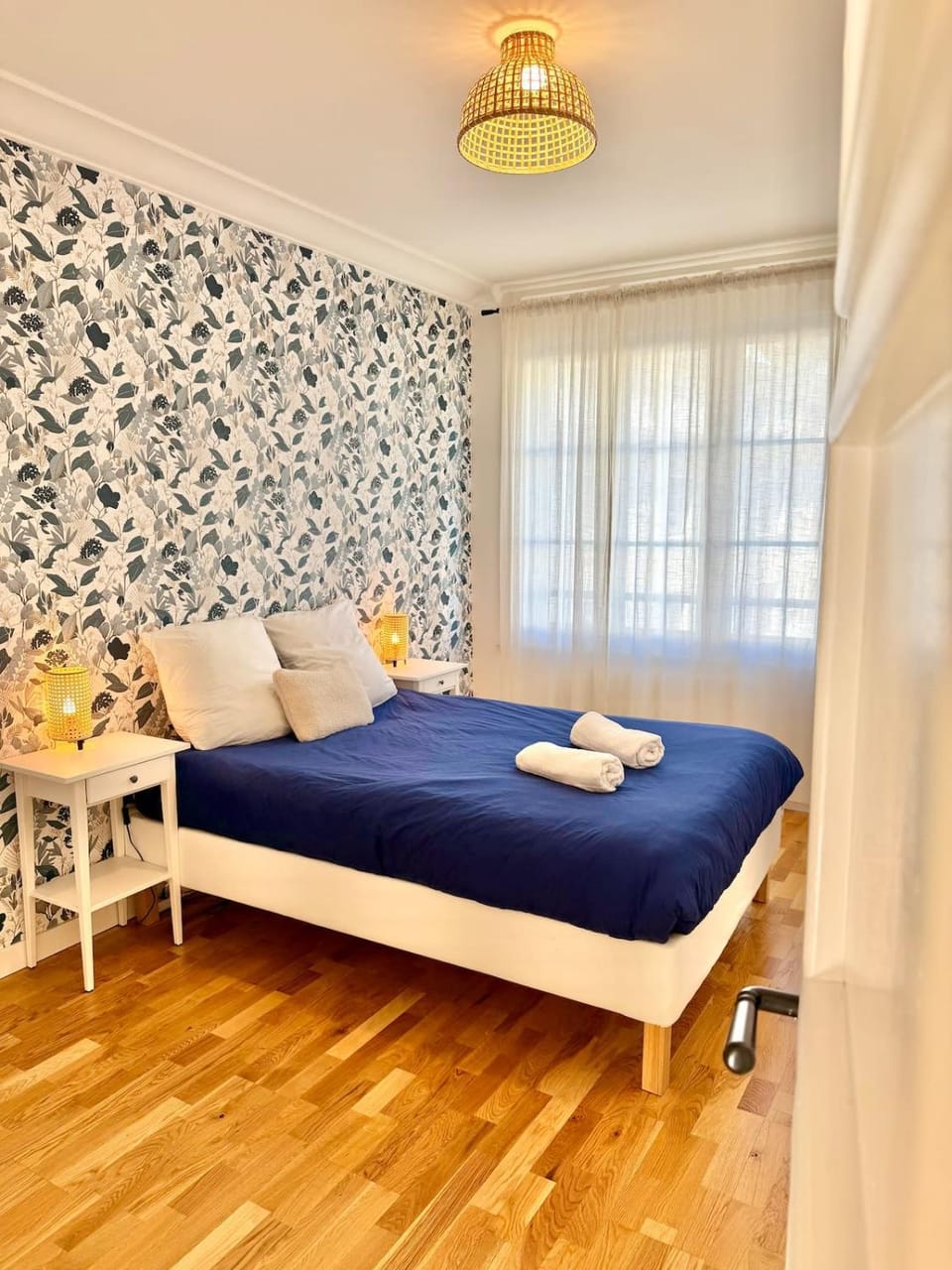 "L'Impressionniste" Spacious 2-Bedroom Apartment Orléans City Center Apartment in Orléans
