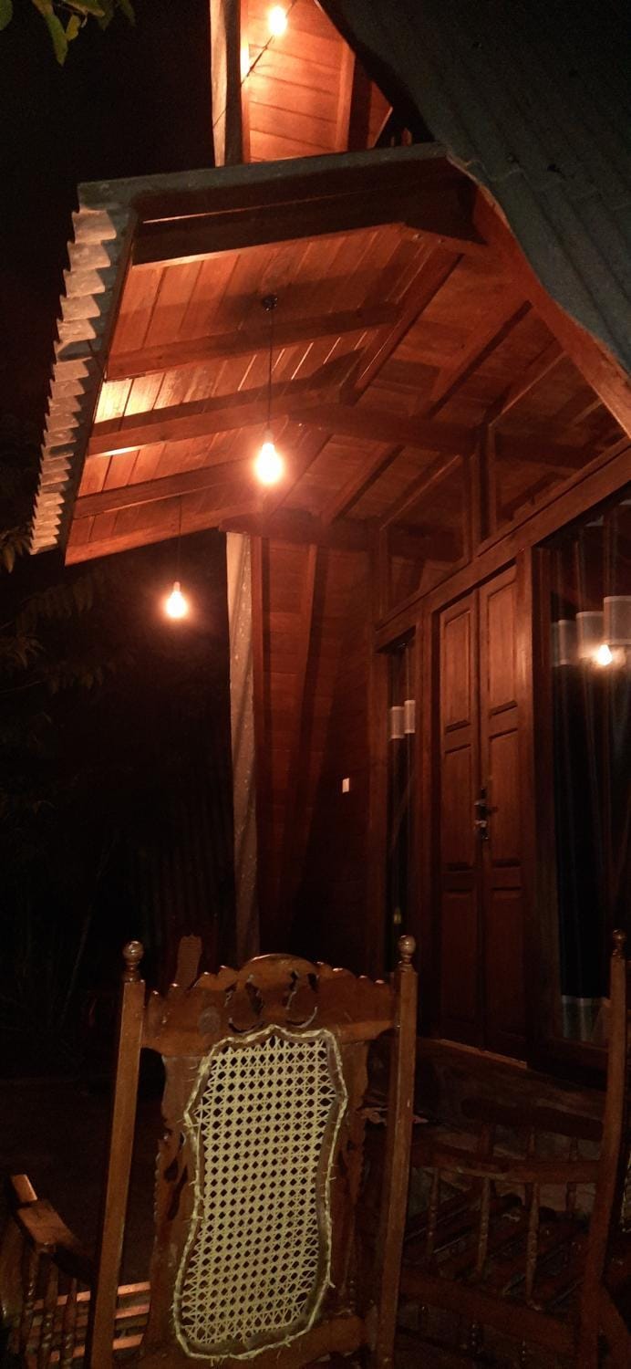Property building, Night