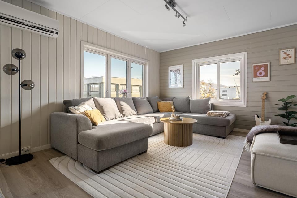 5-Bedroom Family Home Apartment Apartment in Tromso