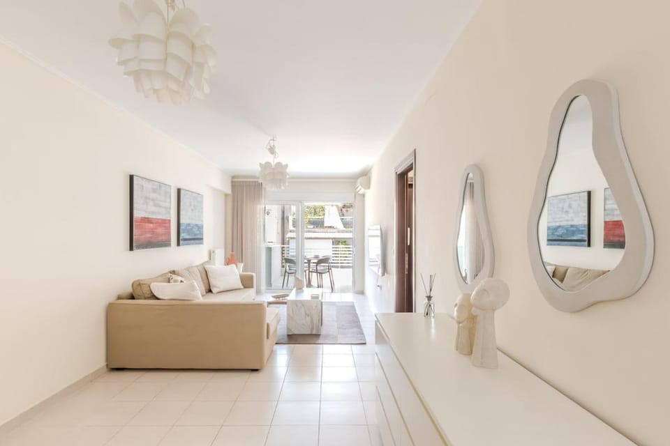Living room, Photo of the whole room, Seating area