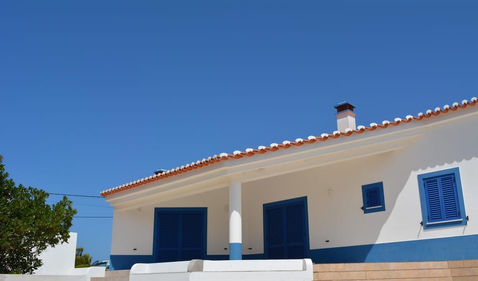 Property building, Pool view