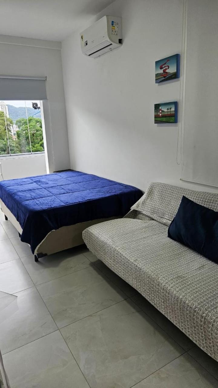 Apartamento Aconchegante a 200 metros da praia Apartment in Santos