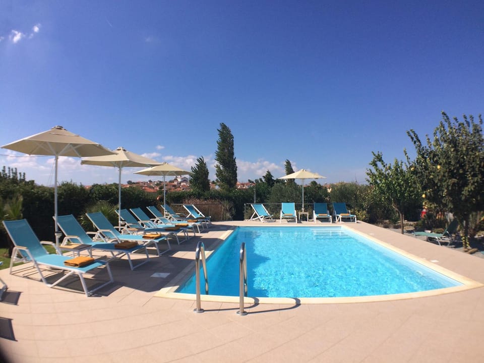 Swimming pool, Swimming pool