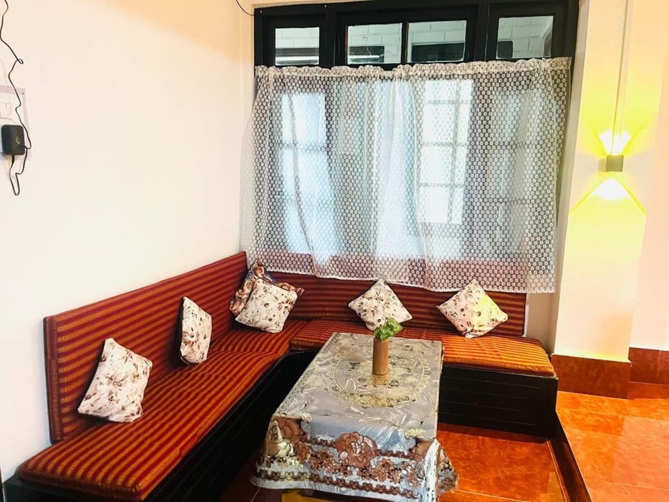 Leeong urban Homestay House in India
