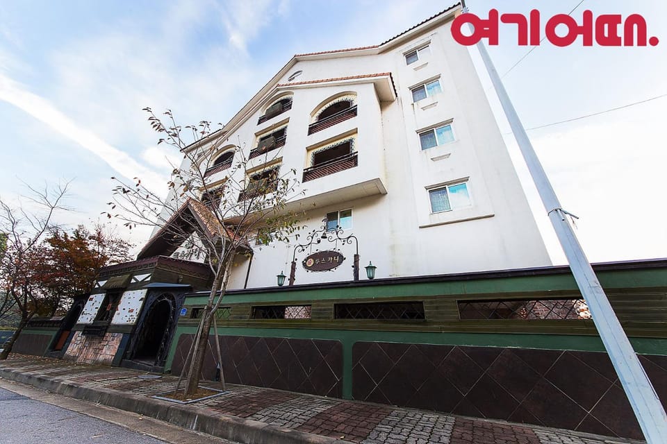 ArtisanHaru Hotel in South Korea