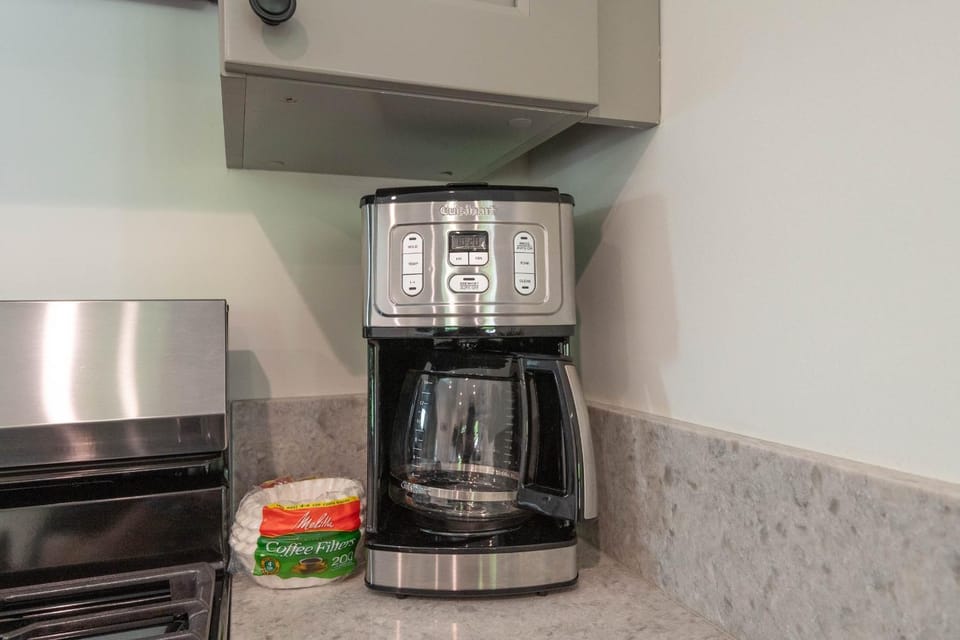Apartments in Atwater Village - Great for families! Apartment in Glendale