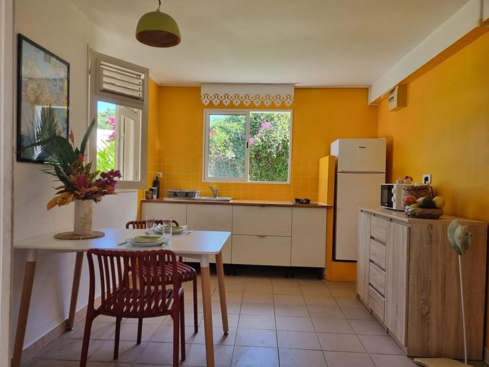 Studio Bougainvilliers chez Jérôme et Sophie Apartment in La Trinité