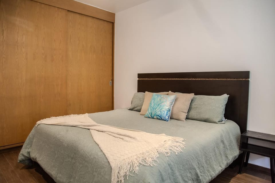 Bed, Photo of the whole room, Bedroom, wardrobe