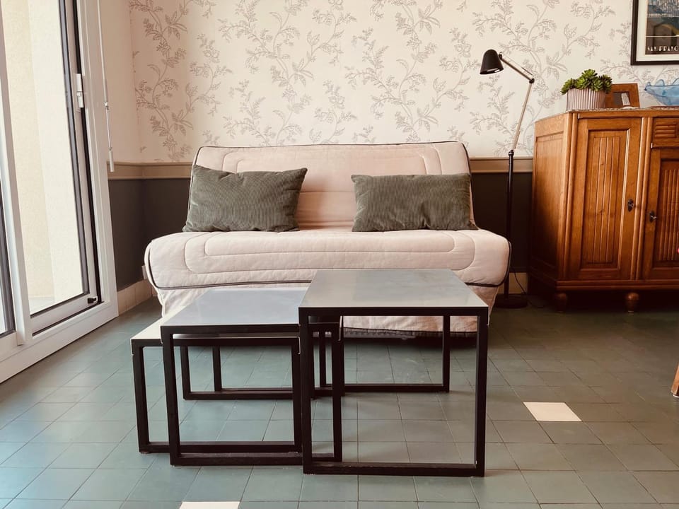 T2 agréable aux Sables - Face mer, proche plage & commerces, balcon, animal admis - FR-1-92-629 Apartment in Château-d'Olonne