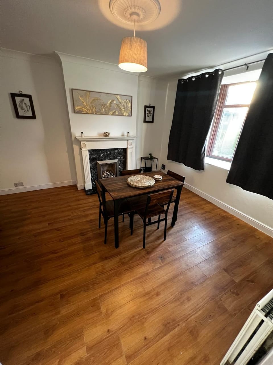 Modern 3 Bed Home in Wolverhampton House in Wolverhampton