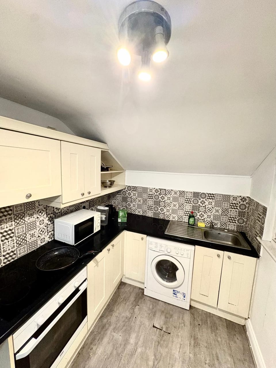 Double Deluxe Room in a Cozy Apartment , Mountjoy Square Vacation rental in Dublin
