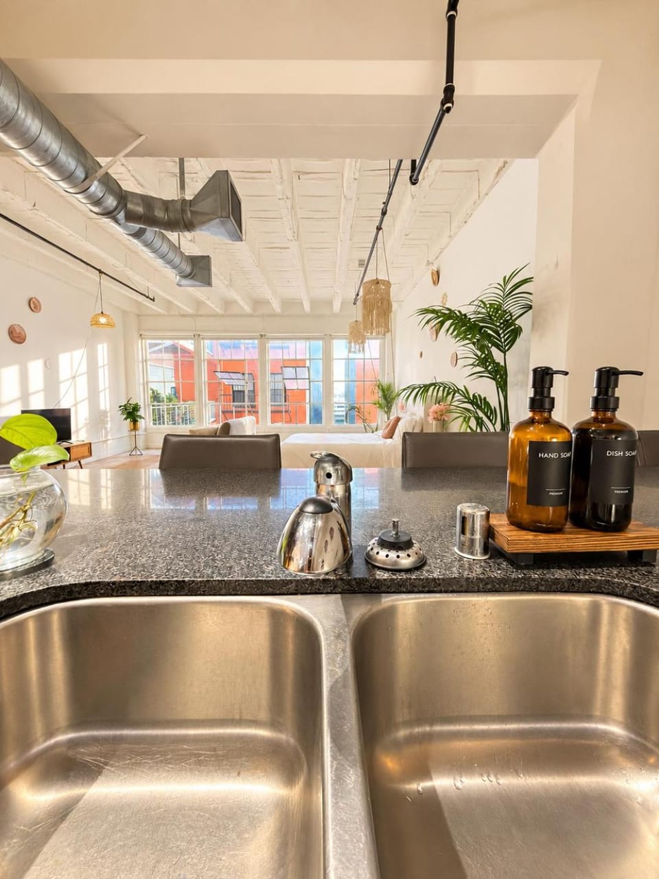 Boho Industrial Loft in Downtown Los Angeles Apartment in Los Angeles