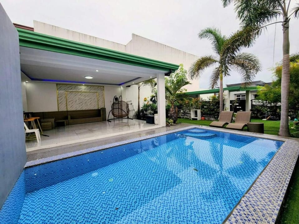 CityScape Villa - Angeles City Villa in Angeles