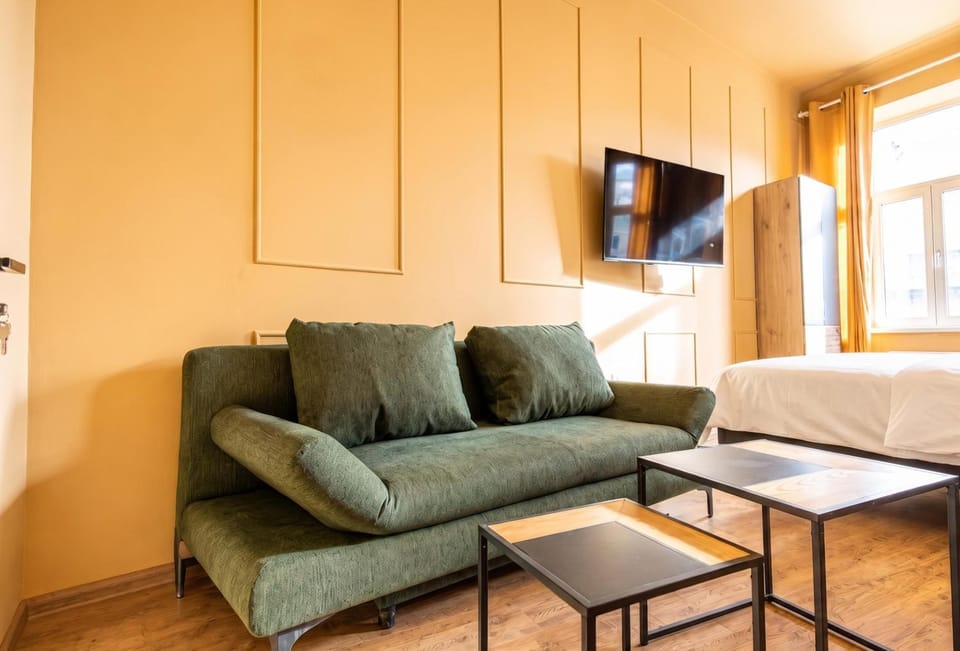 TV and multimedia, Seating area