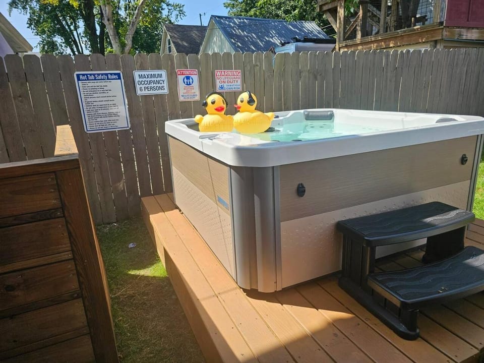 The Fountain Square Mini Resort House in Indianapolis