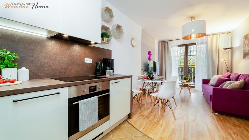 Kitchen or kitchenette, Living room, Seating area, Dining area, pet friendly, stove