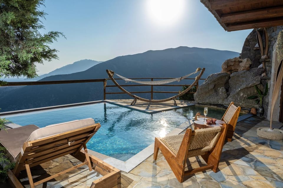 Patio, Day, Natural landscape, Mountain view, Pool view, Swimming pool, sunbed