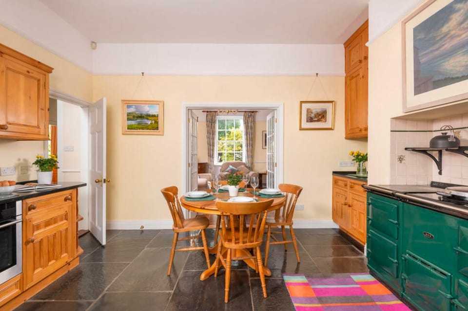 Charming Lake District Stay Near Derwentwater Apartment in Keswick