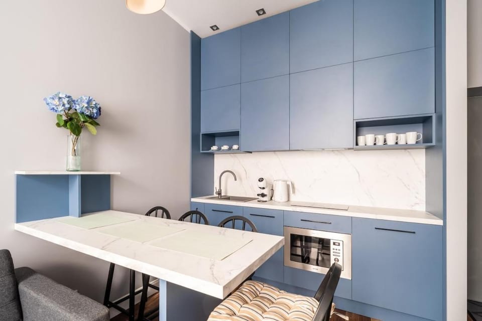 M14 - Heart of Riga, 2 Bedrooms, Premium Design - by Innorental Apartment in Riga