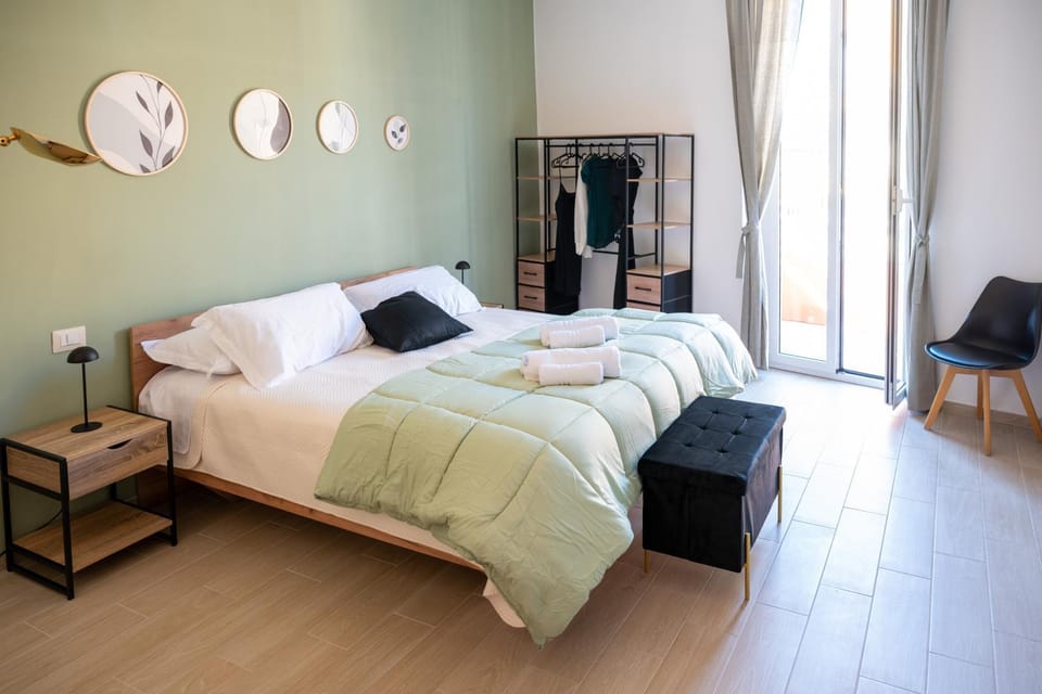 Bed, Decorative detail, Bedroom