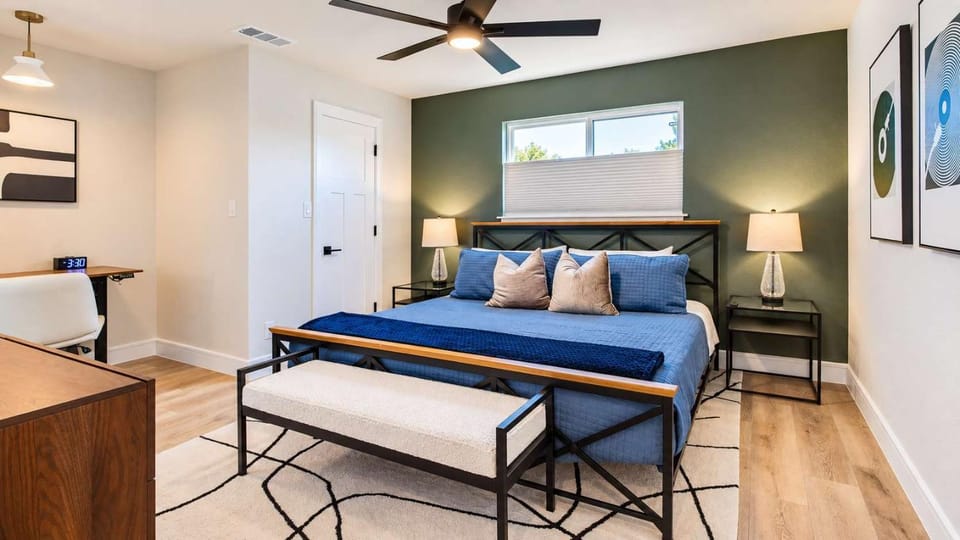 Bed, Bedroom