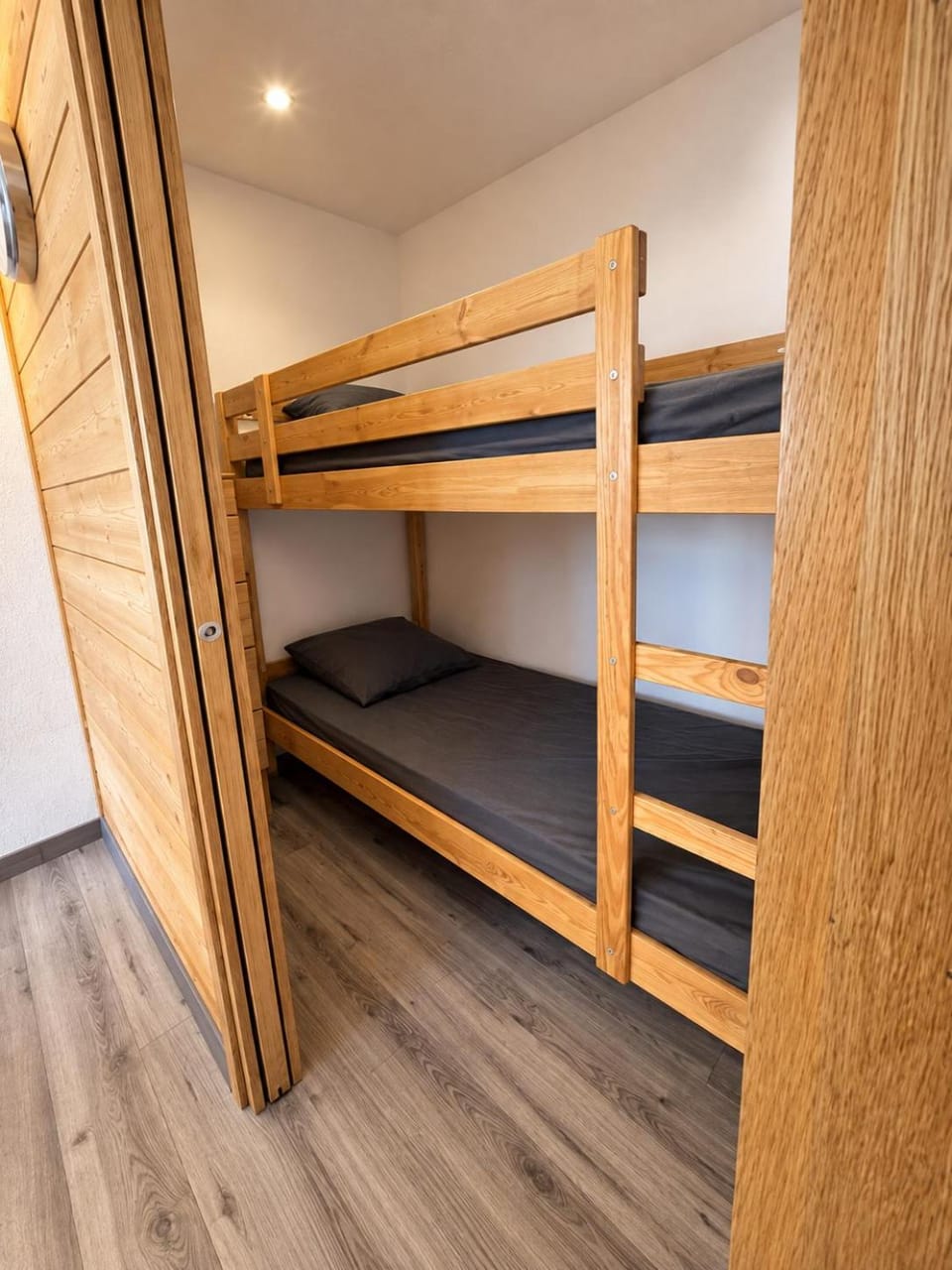 bunk bed