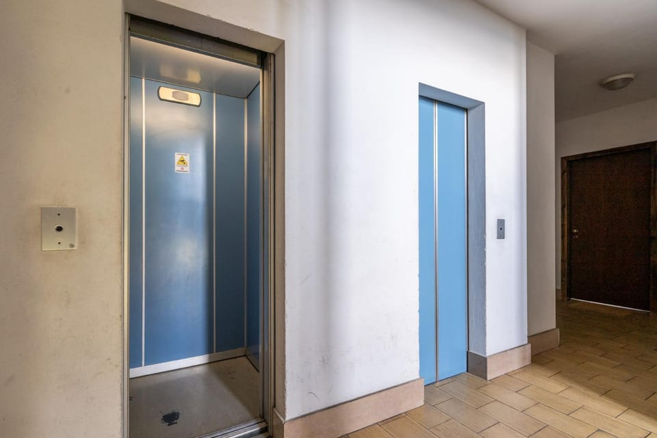 elevator