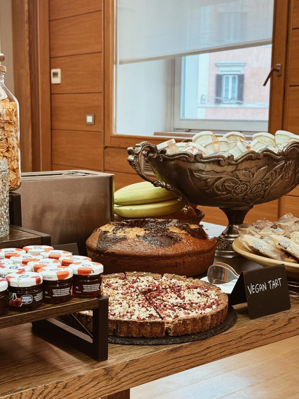 Food and drinks, Food, Breakfast, Buffet breakfast