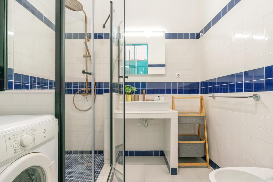 Shower, Bathroom, washing machine