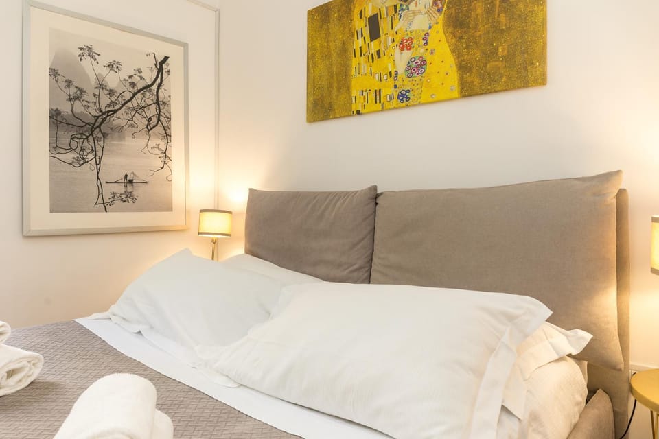 Elegant and Brand New apartment near Vatican City Apartment in Rome
