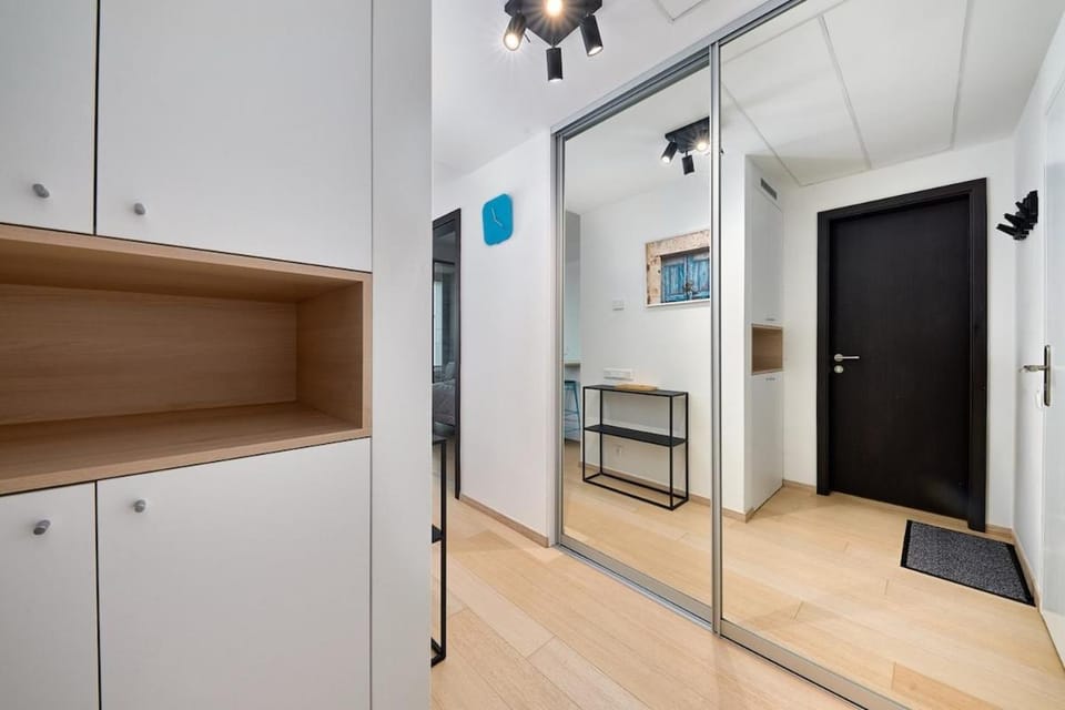 Sky Park Panoramic View, Parking Apartment in Bratislava