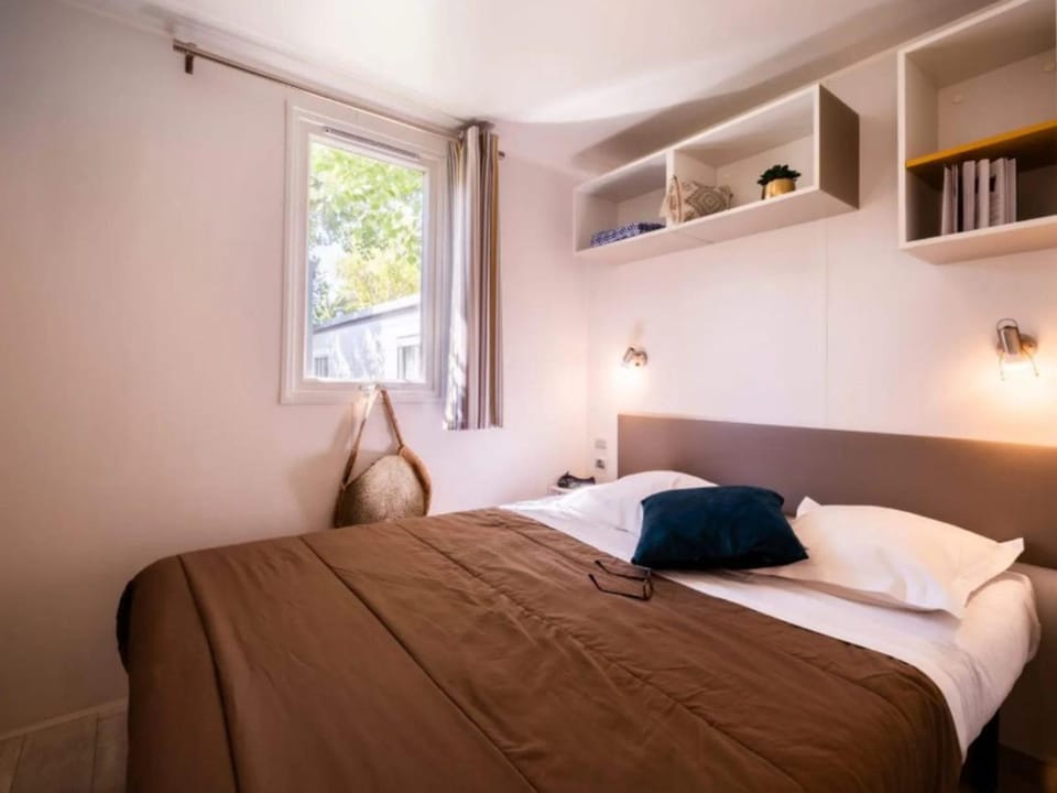 Mobil home avec terrasse - 4 pers. Campground/ 
RV Resort in Agde