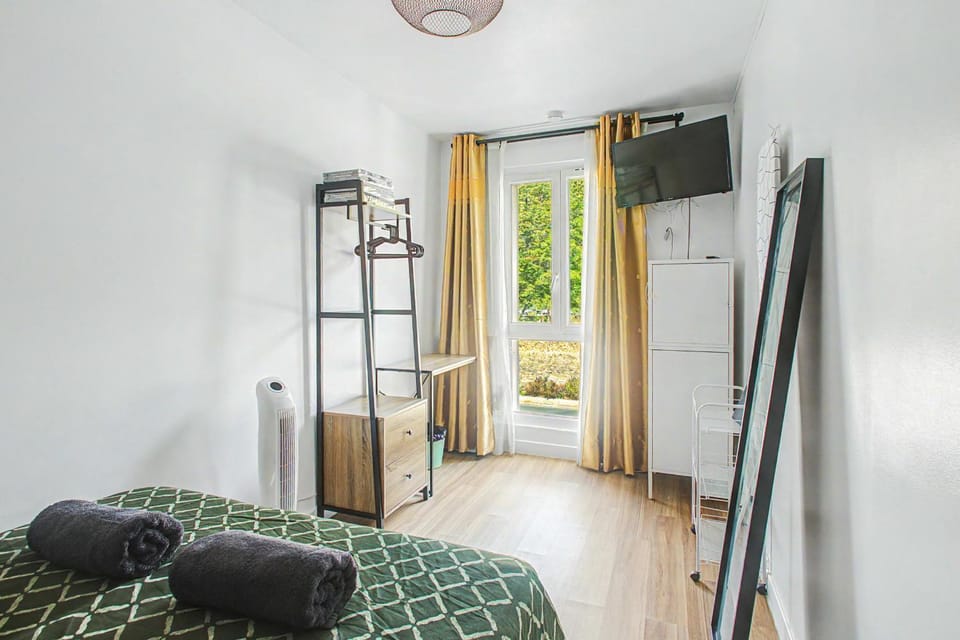 Le Nid d'or - Wifi - Proche Paris Apartment in Pantin