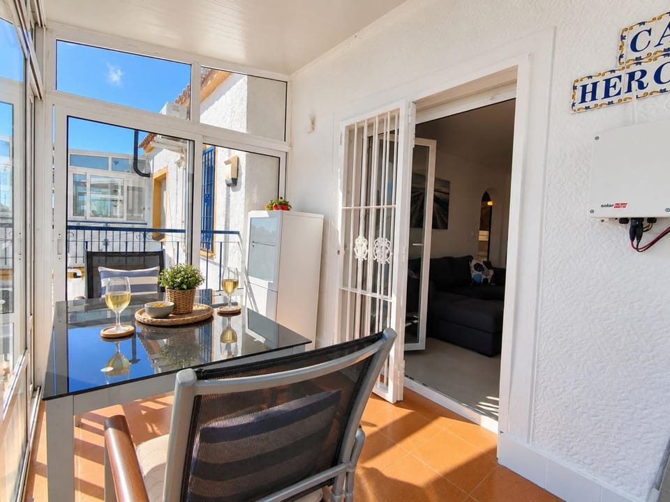 Balcony/Terrace, Living room, furniture