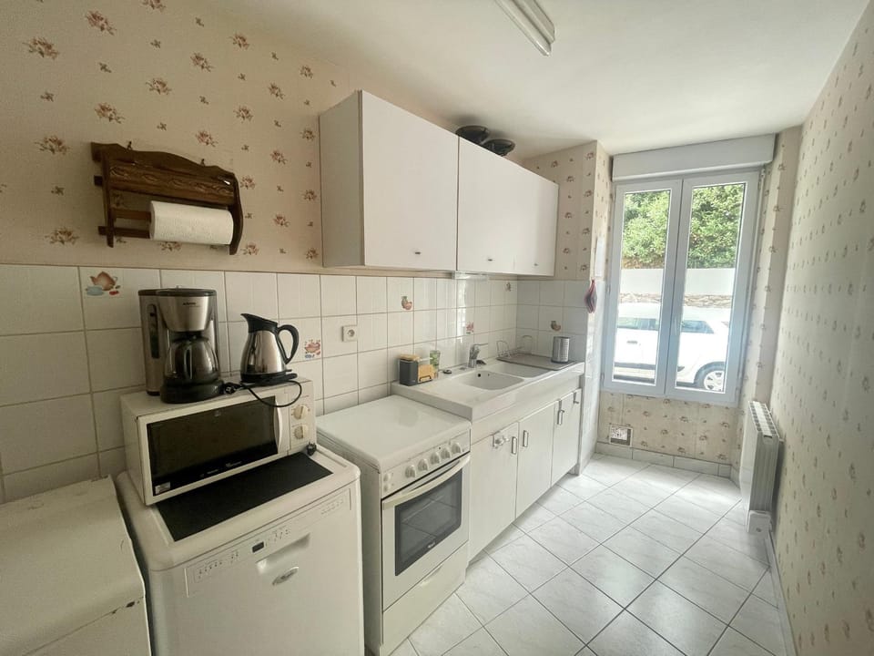 Maison T3 proche plage, commerces et gare, terrasse, équipée, quartier Arago, Les Sables-d'Olonne - FR-1-92-701 House in Les Sables-d'Olonne