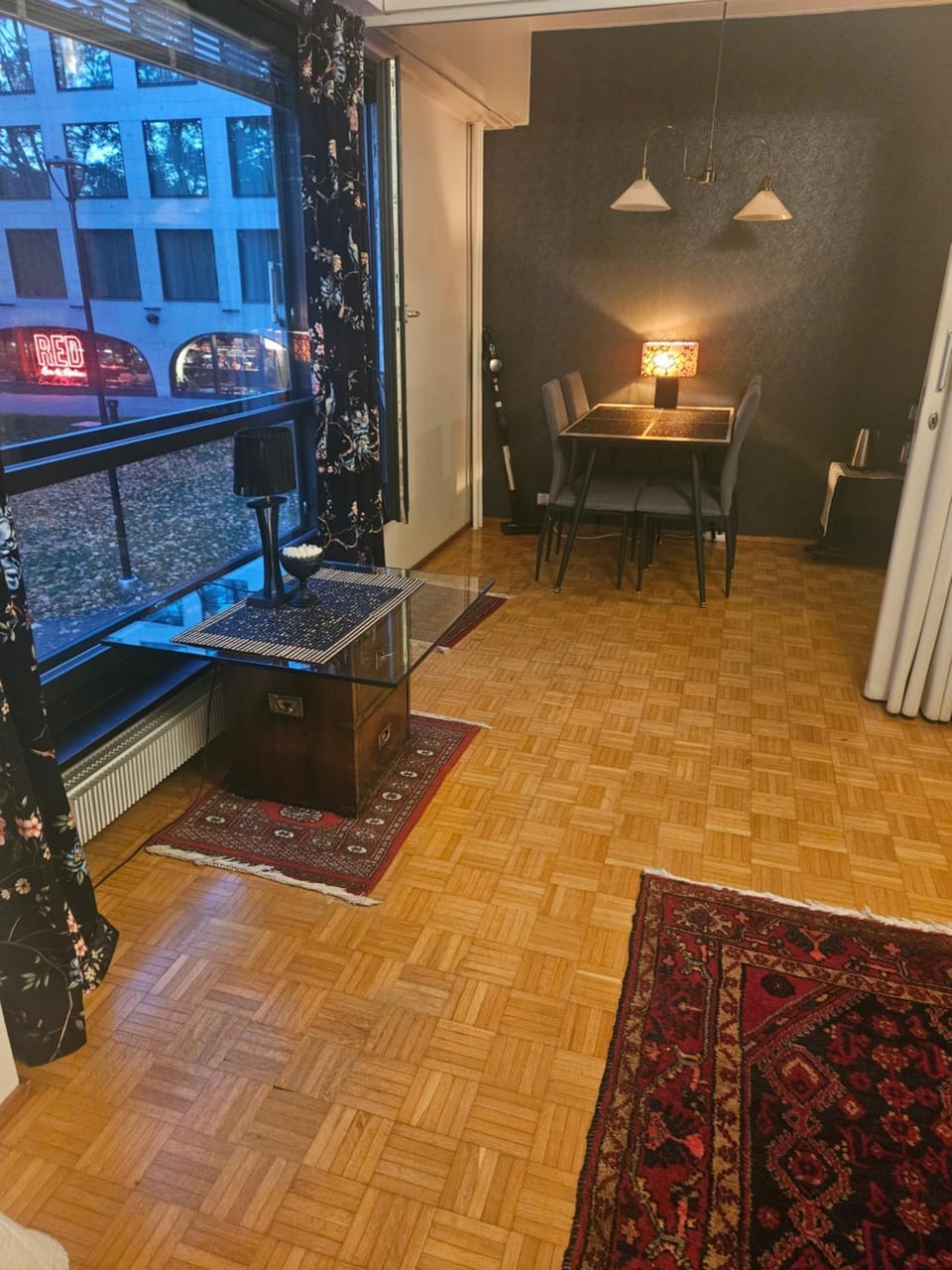 Living room, Seating area, Dining area
