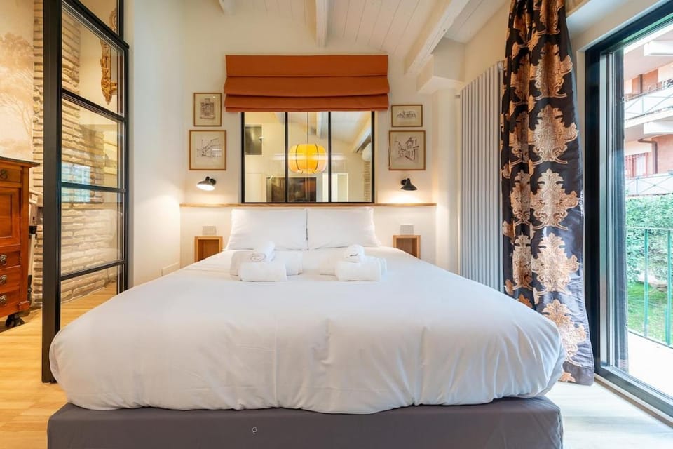 Skylife Villa Pamphili Loft Apartment in Rome