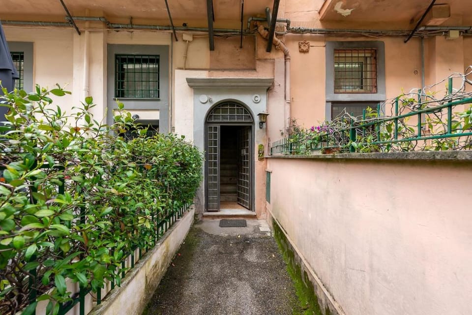 Skylife Villa Pamphili Loft Apartment in Rome