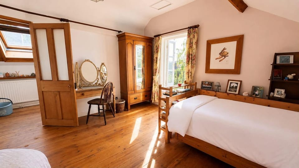 Observatory House Bedford Whole House - 7 bedrooms House in Bedford