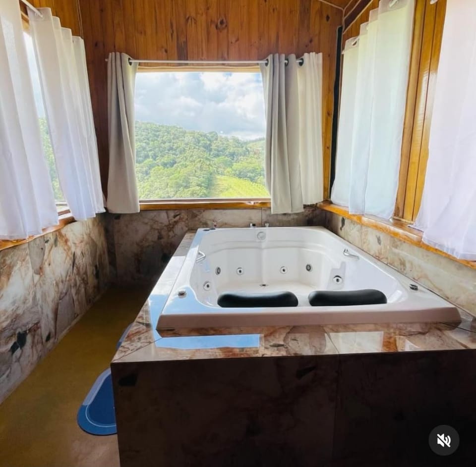 Chalé Recanto das Pitayas Chalet in Sao Jose dos Campos