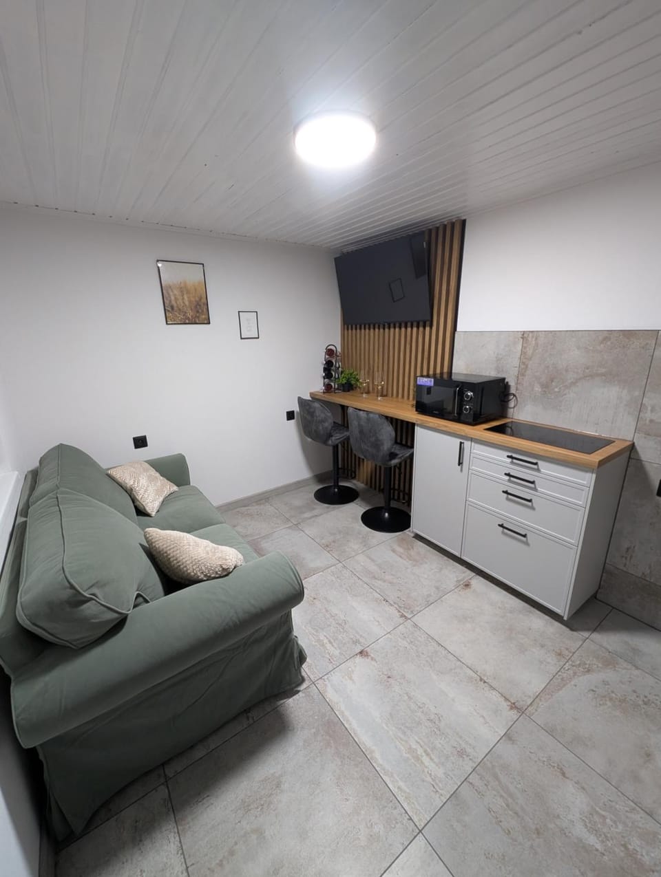 TV and multimedia, Living room