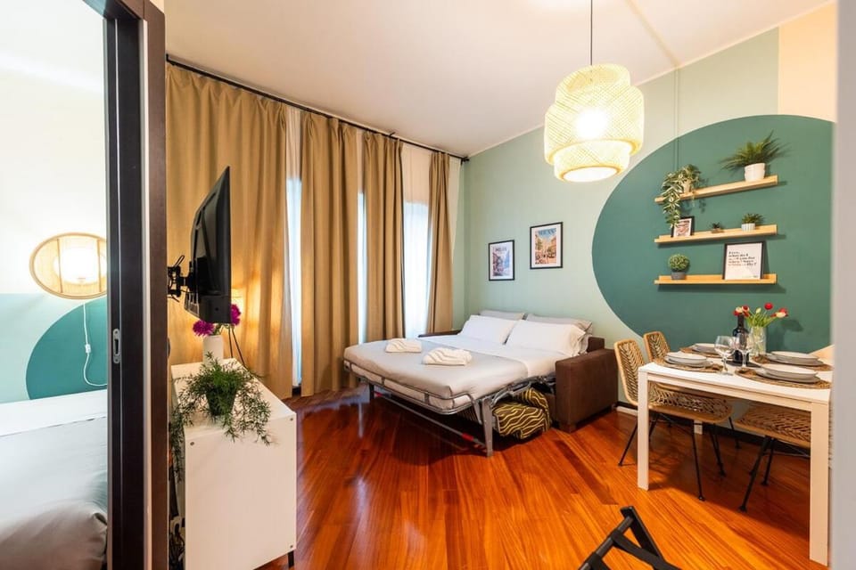 Urban Leaf Suite - City Centre & Duomo 5 min Apartment in Milan