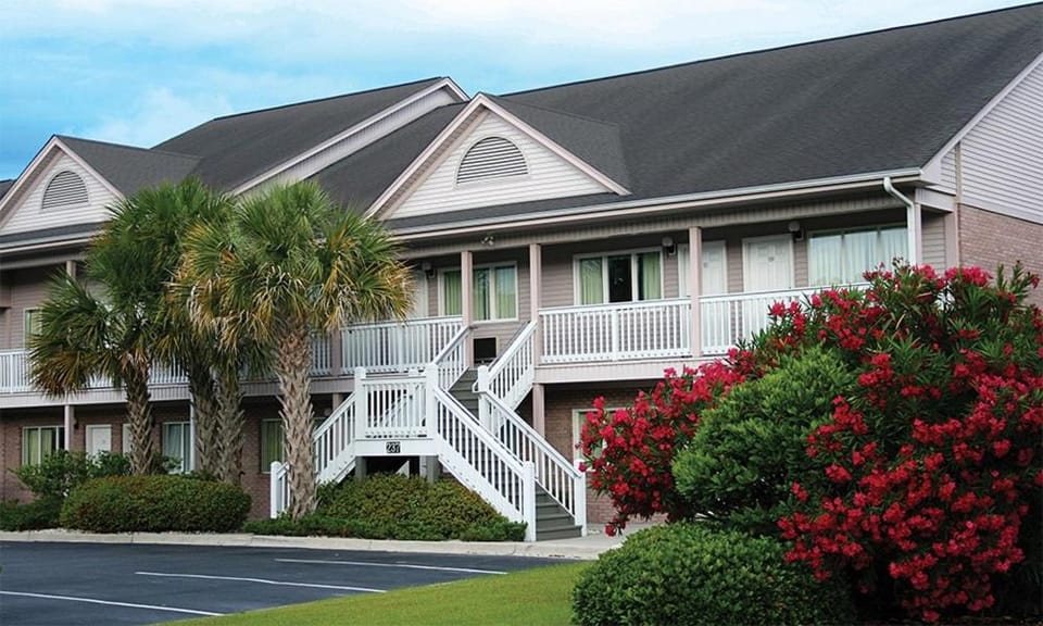Grand Palms 2BR Apartment with Resort Access House in Surfside Beach