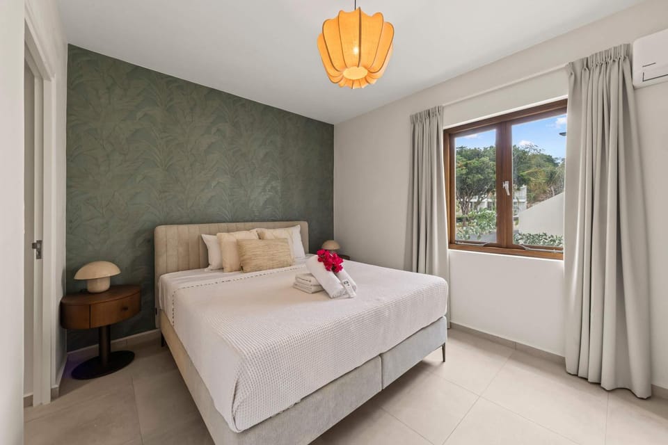 J&M Trupial - Stylish Caribbean Stay in Vredenberg Apartment in Willemstad