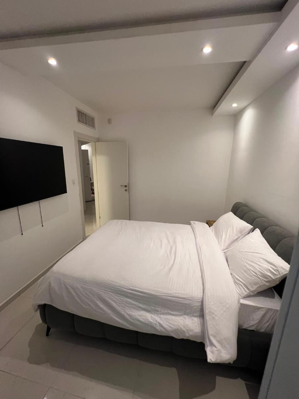 שקד 20 Apartment in North District