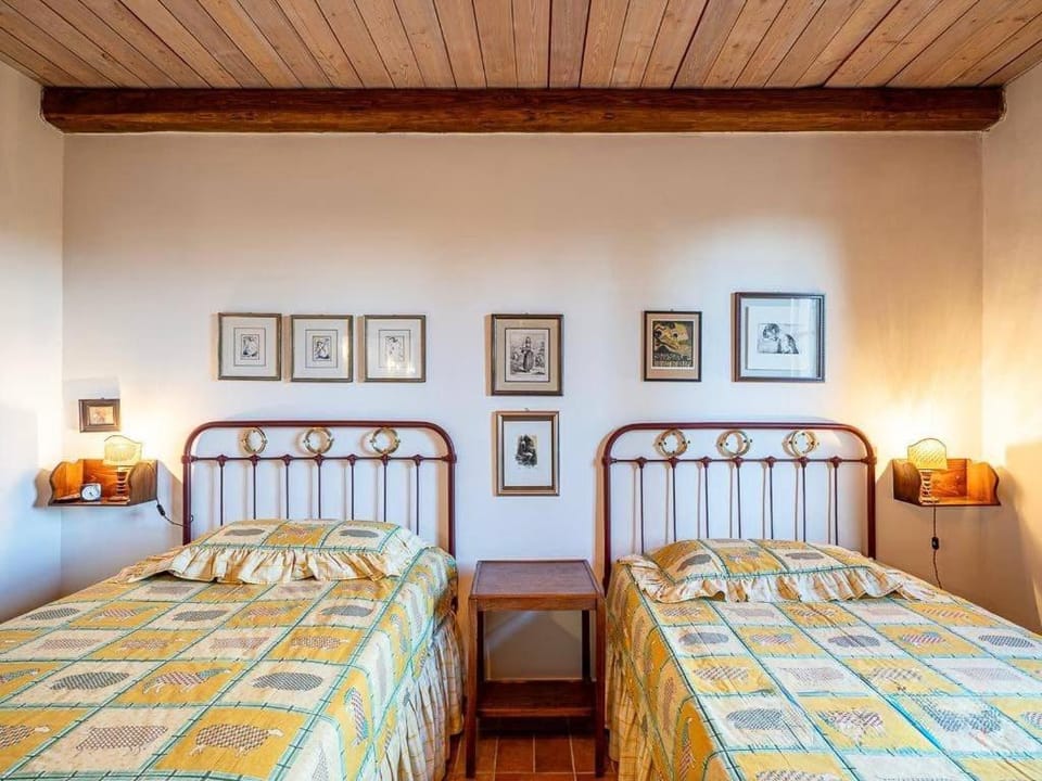 Valdora Stone Grounds Apartment in Massa Marittima