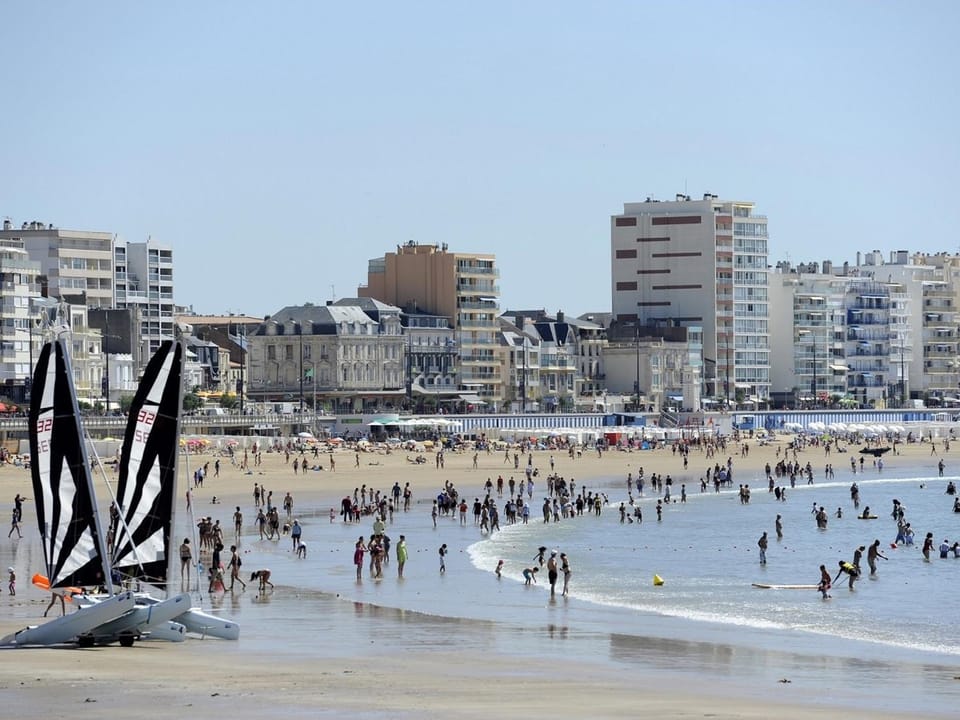 Maison T4 avec Garage et WiFi à 300m de la Plage - Quartier Arago House in Les Sables-d'Olonne