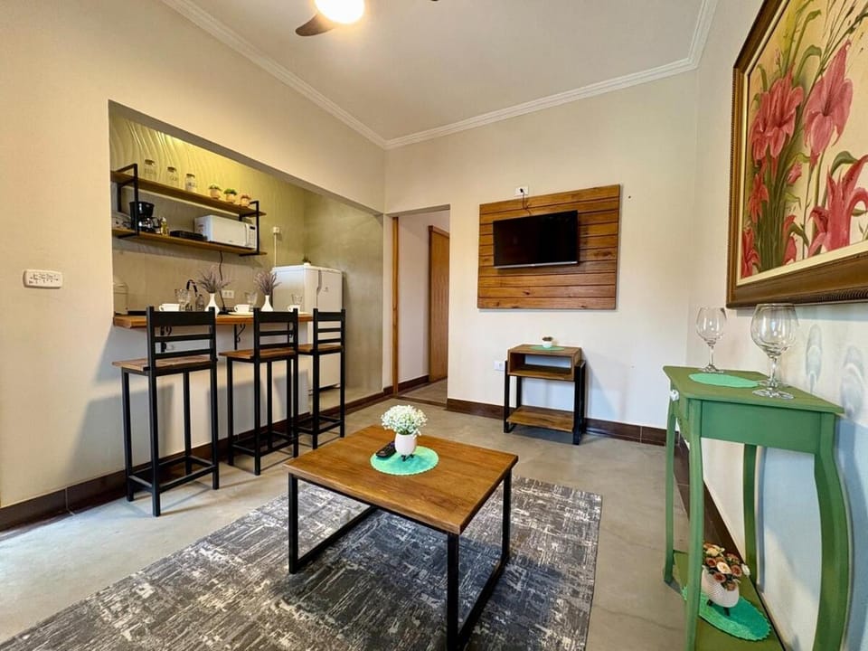 TV and multimedia, Kitchen or kitchenette, Dining area, pet friendly